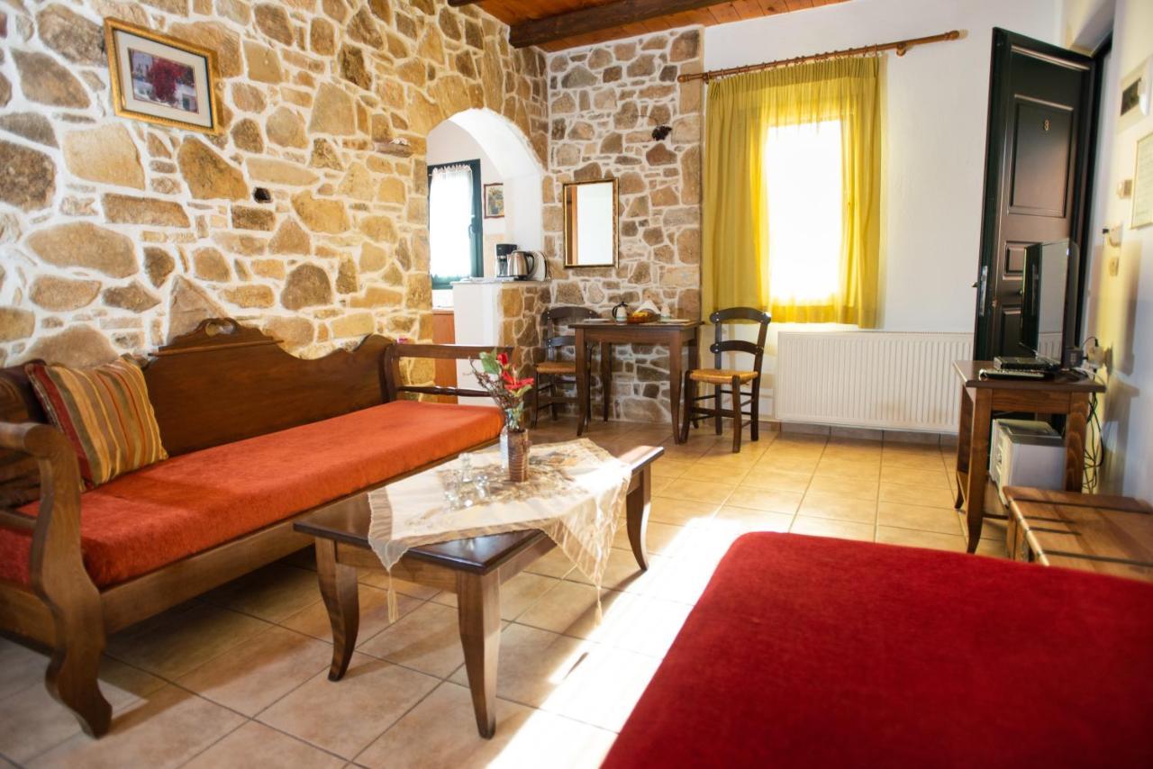 Sivas Apartments-Studios,Sigelakis With Very Nice View Bagian luar foto
