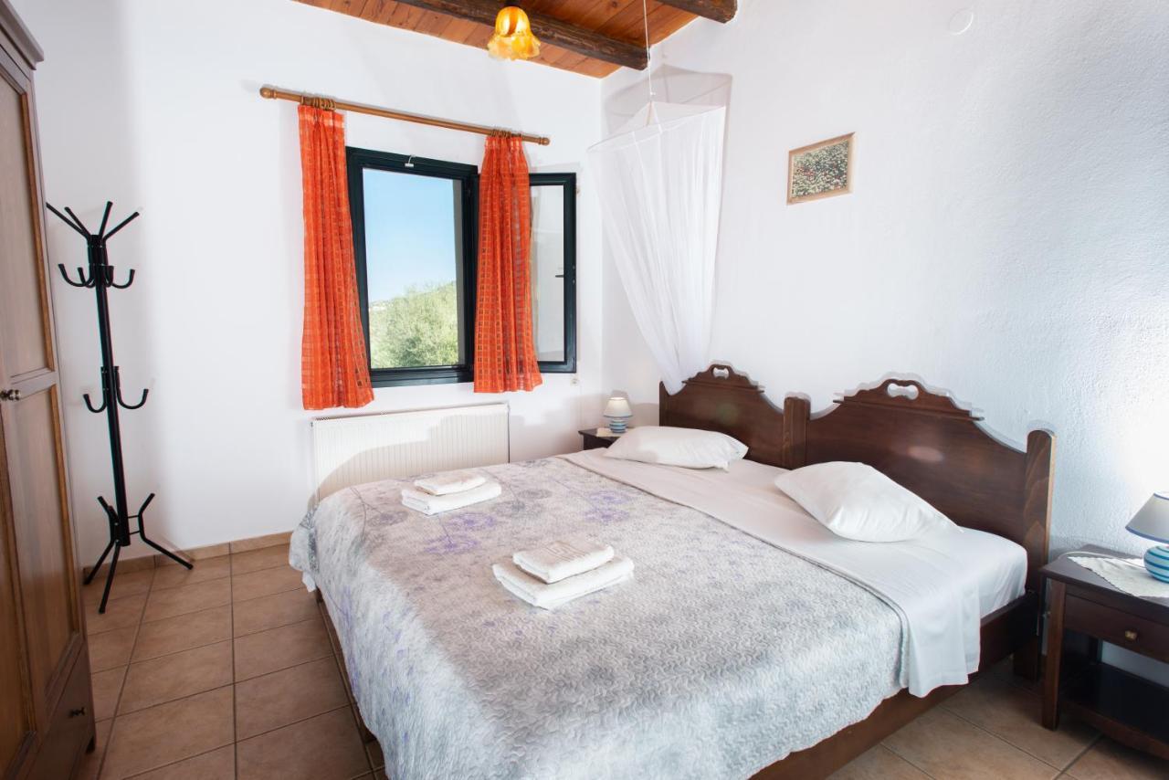 Sivas Apartments-Studios,Sigelakis With Very Nice View Bagian luar foto