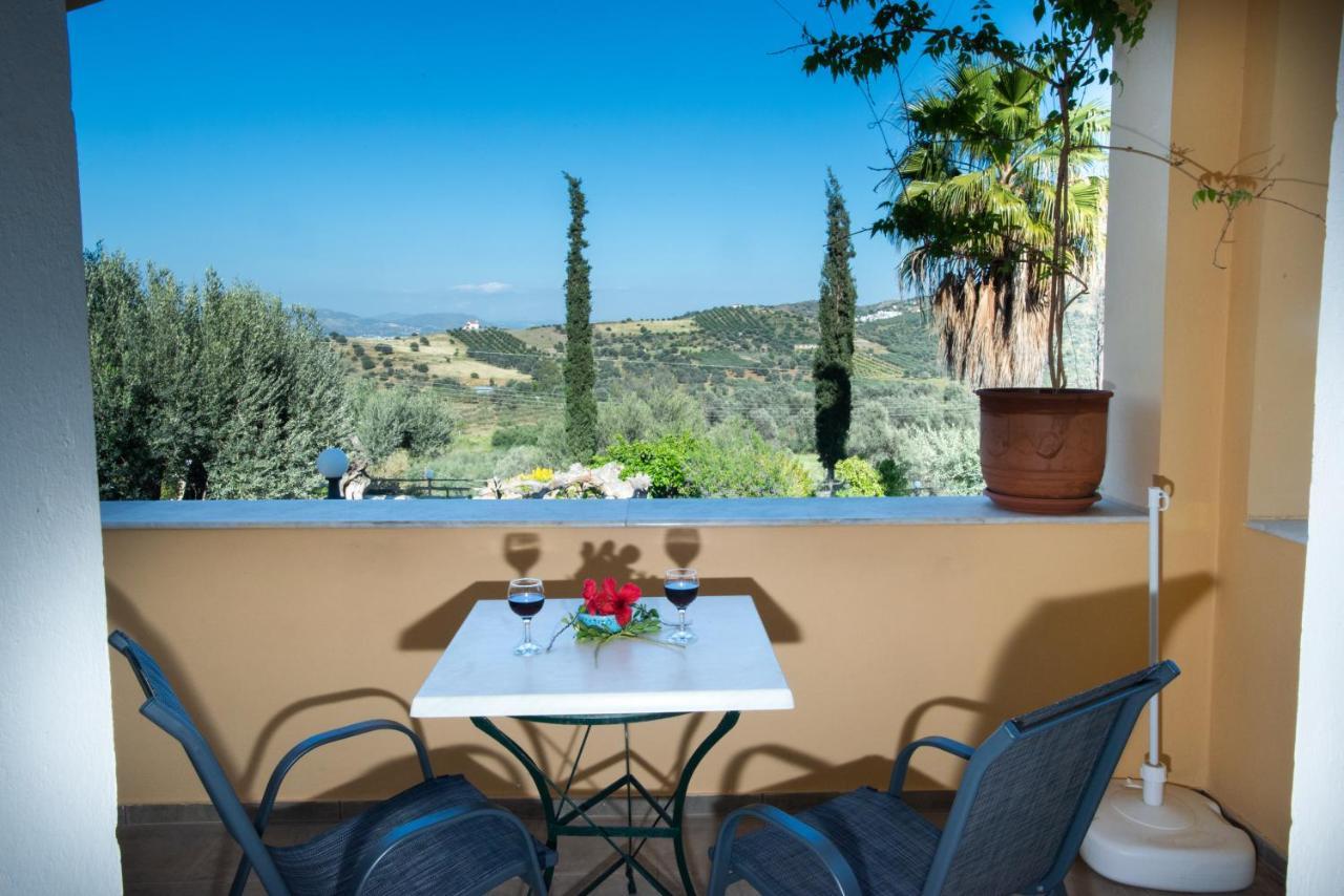 Sivas Apartments-Studios,Sigelakis With Very Nice View Bagian luar foto