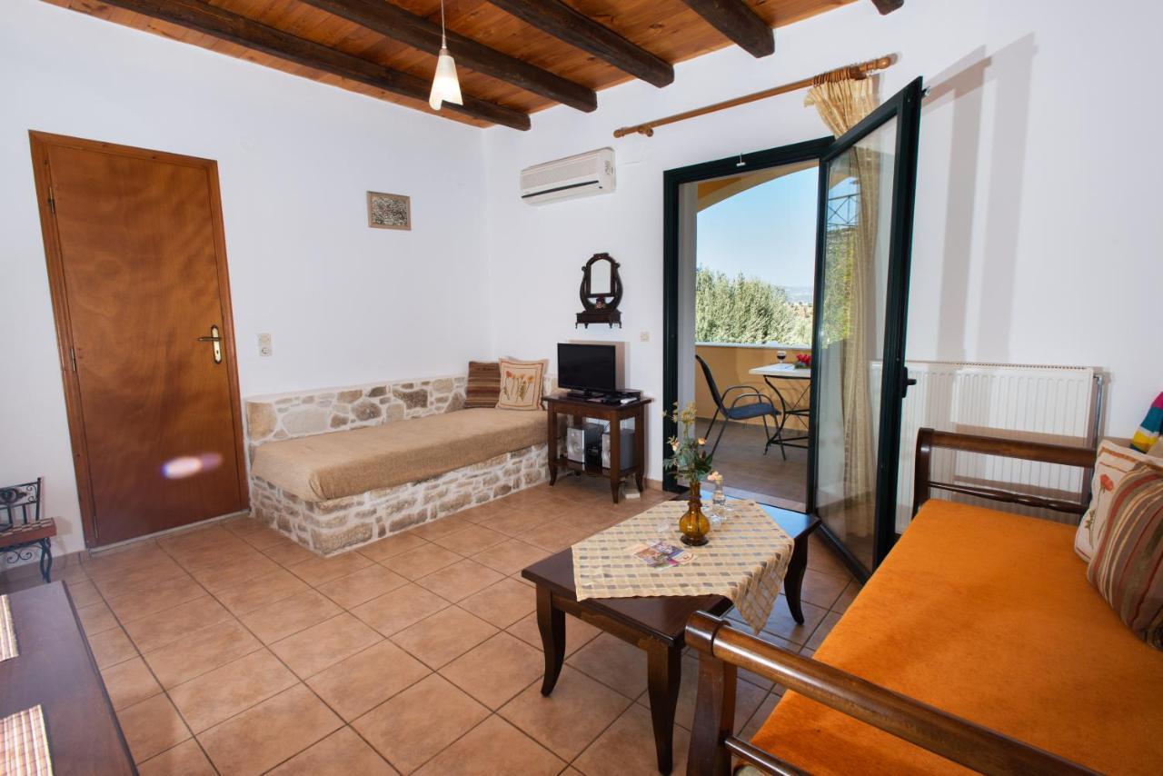 Sivas Apartments-Studios,Sigelakis With Very Nice View Bagian luar foto