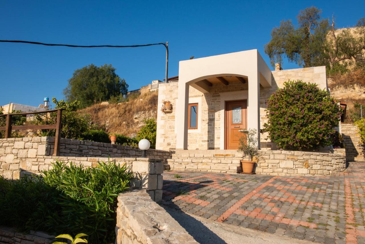 Sivas Apartments-Studios,Sigelakis With Very Nice View Bagian luar foto