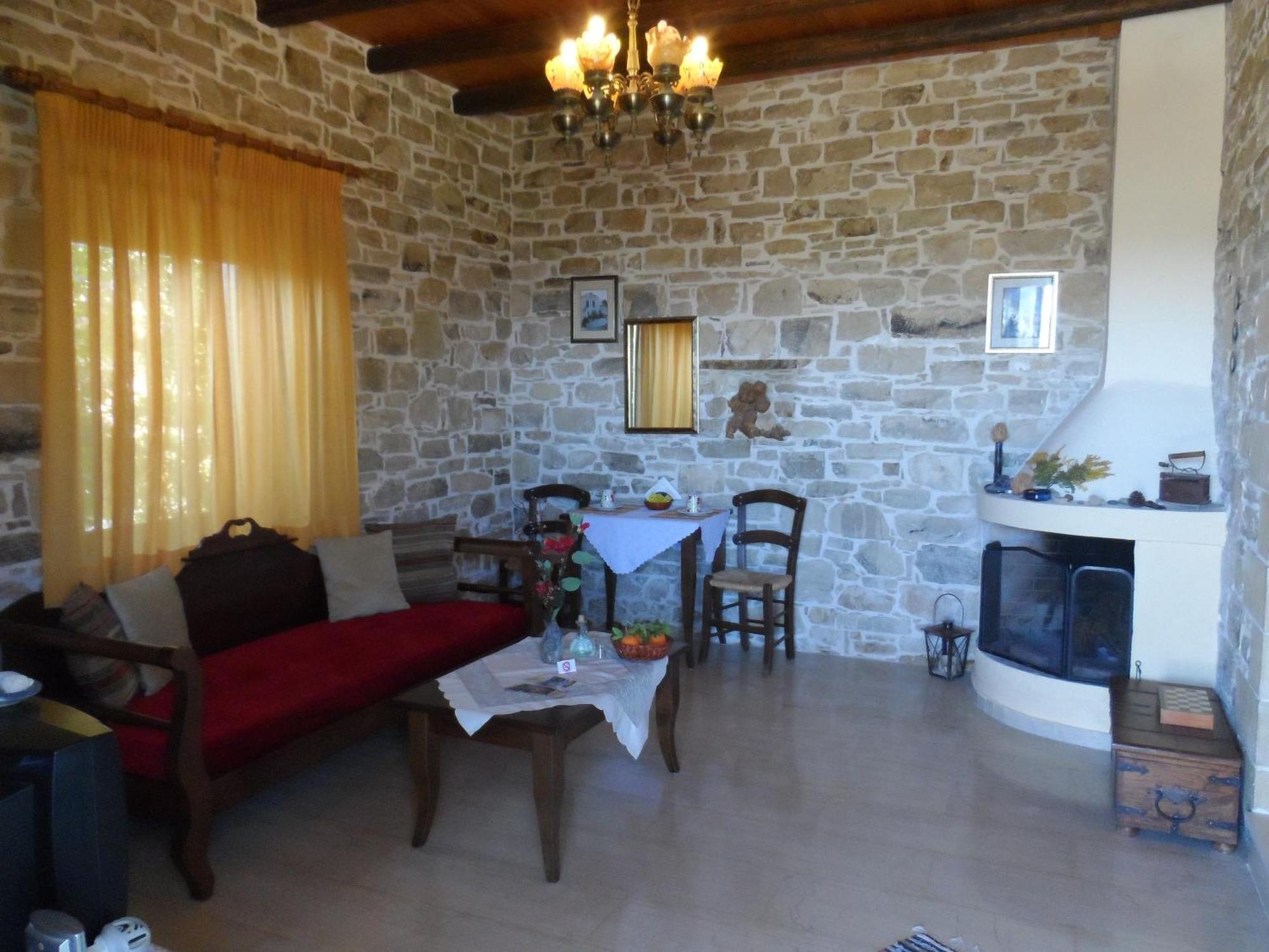 Sivas Apartments-Studios,Sigelakis With Very Nice View Bagian luar foto